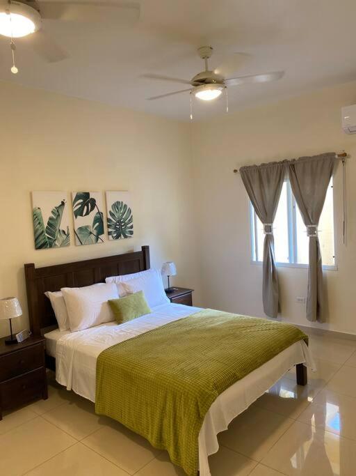 Lovely 2 Bedroom Apartment In Quiet Neighborhood! Philipsburg  Ngoại thất bức ảnh